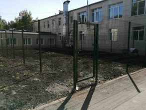3D заборы для школы 15 метров фото в Солнечногорске-30